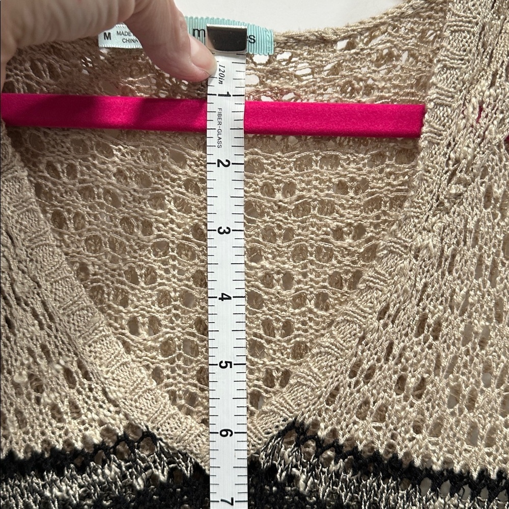 Striped Black and Tan Women's Sweater with Hoodie & Fringe Size Medium - Picture 7 of 8